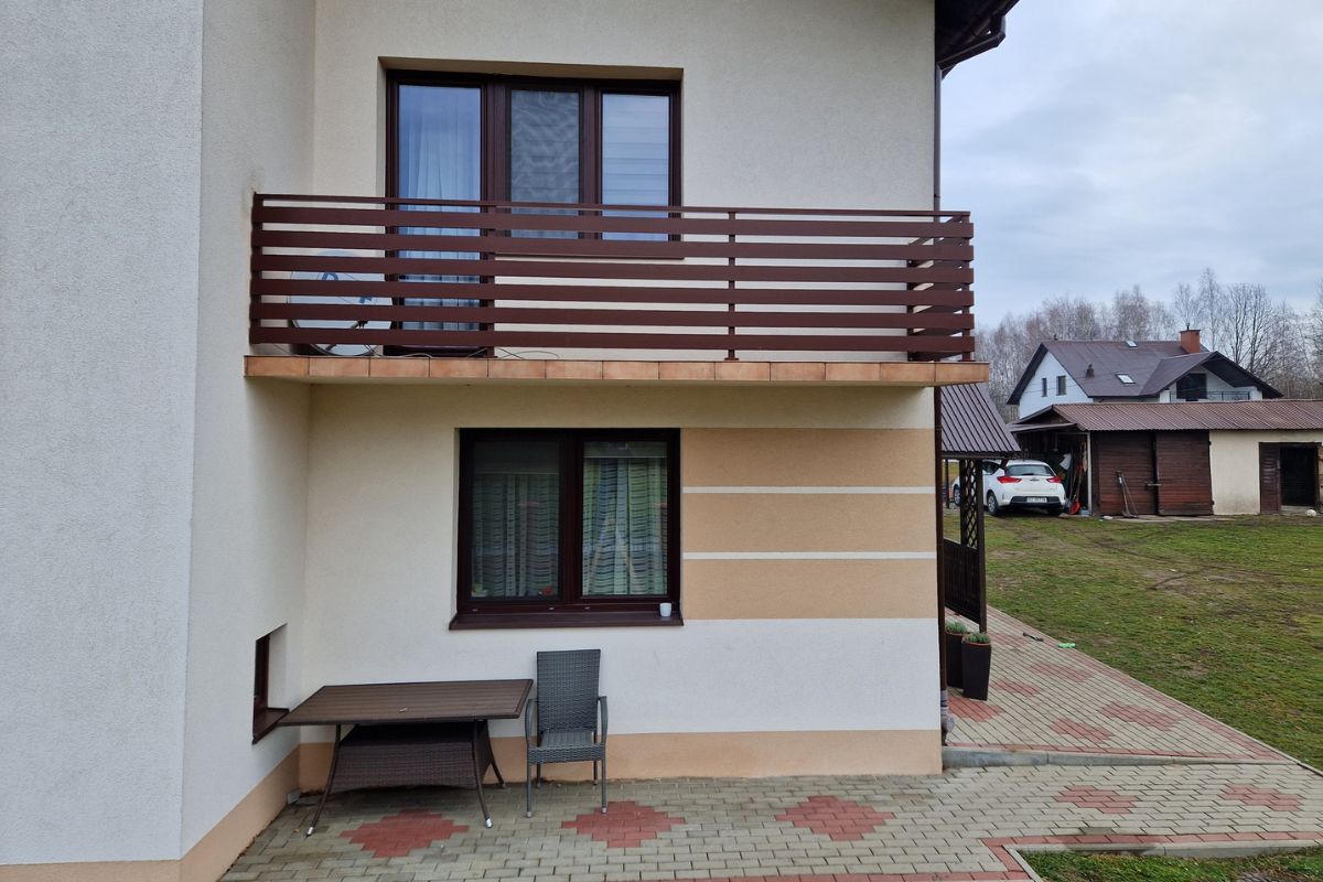 Balustrady aluminiowe balkonowe